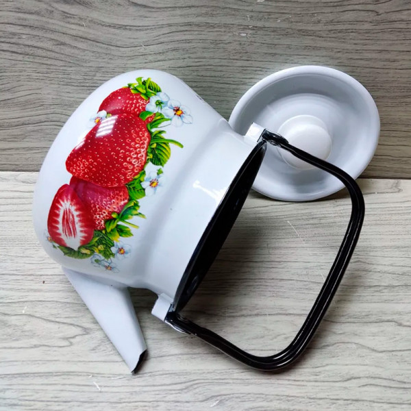 Чайник 2,5 литра (Сочная клубника) Чайник 2,5 литра (Сочная клубника)